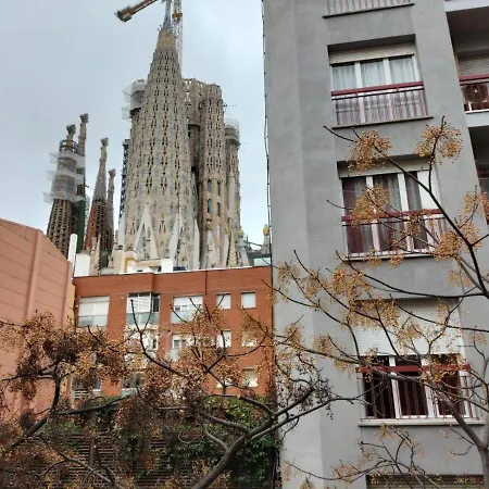 Apartment Montserrat By Gaiarooms