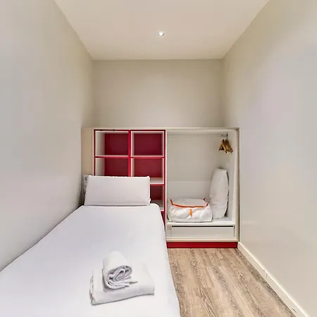 Apartmán Montserrat By Gaiarooms *