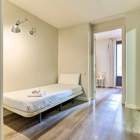 Apartmán Montserrat By Gaiarooms *