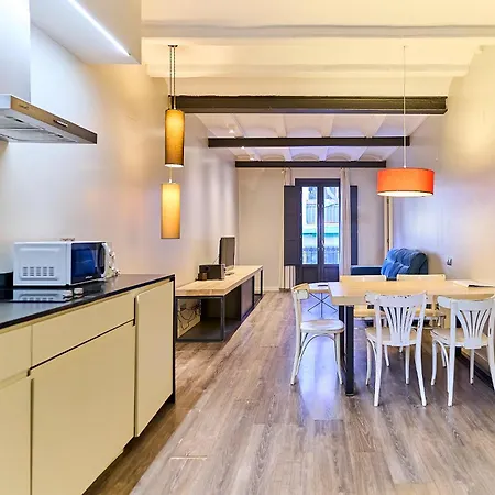 Apartmán Montserrat By Gaiarooms